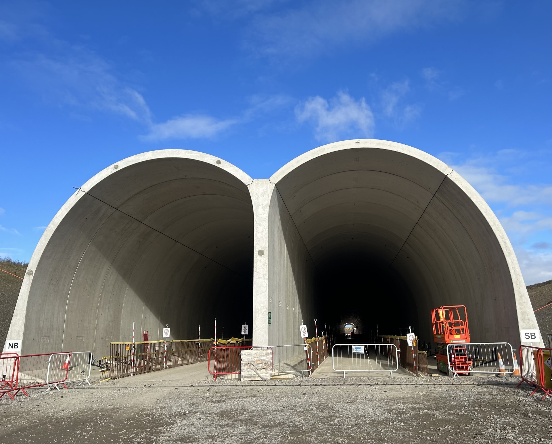 Tunnel